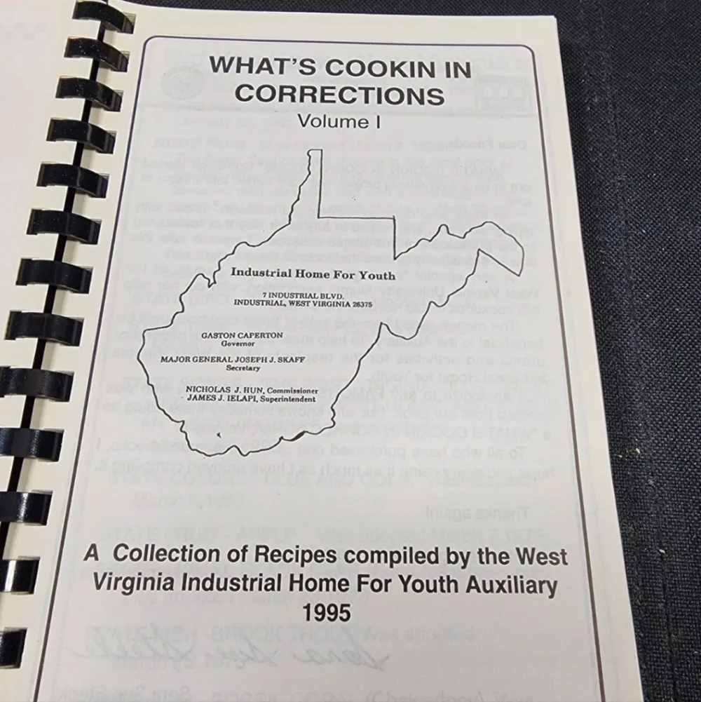 Vintage Cookbook What's Cookin In Corrections West Virginia 1995 Vol 1 Used
